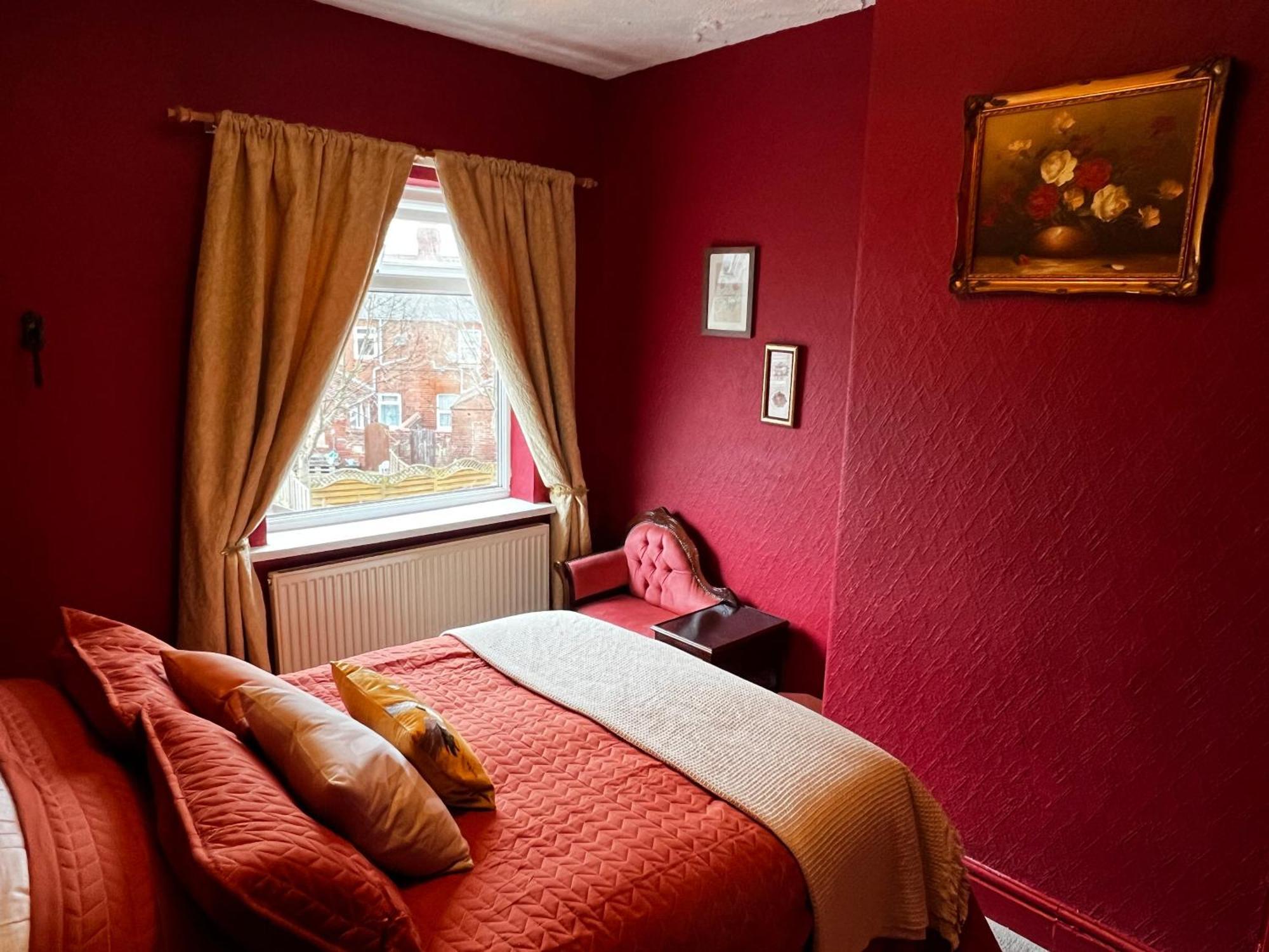 Robin'S Hollow: 2Bd Home Near Wrexham Afc Esterno foto