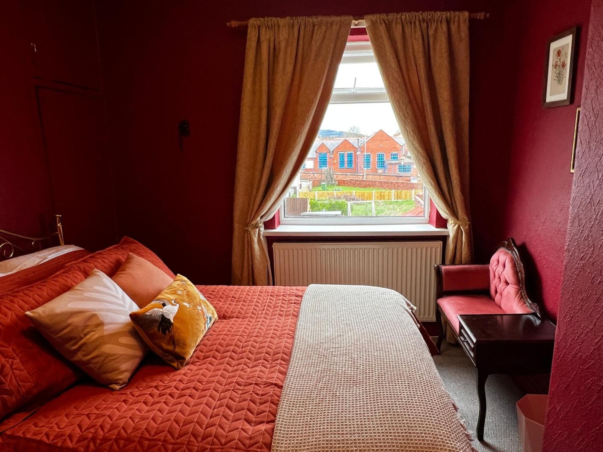Robin'S Hollow: 2Bd Home Near Wrexham Afc Esterno foto